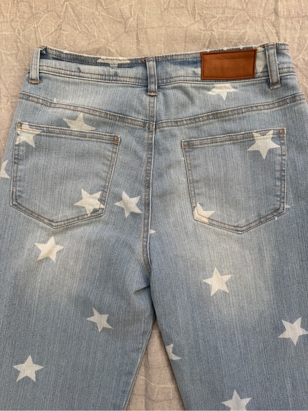 Joujou Star Print Light Wash Denim Jeans - 11/12 - Picture 4 of 8